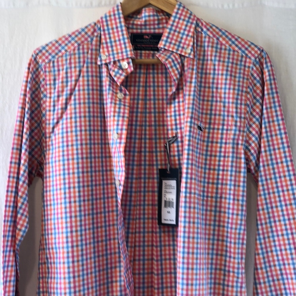 NWT Vineyard Vines Men’s “Slim Fit Tucker Shirt” button up X-Small 100% Cotton